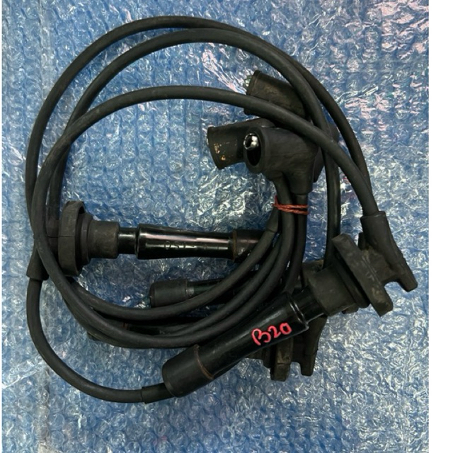สายหัวเทียน HONDA CRV GEN1 96-01 เครื่อง B20 สายซิลิโคนอย่างดี ทนความร้อนสูง ถอดแท้ญี่ปุ่น 1ชุด มี4 สาย
