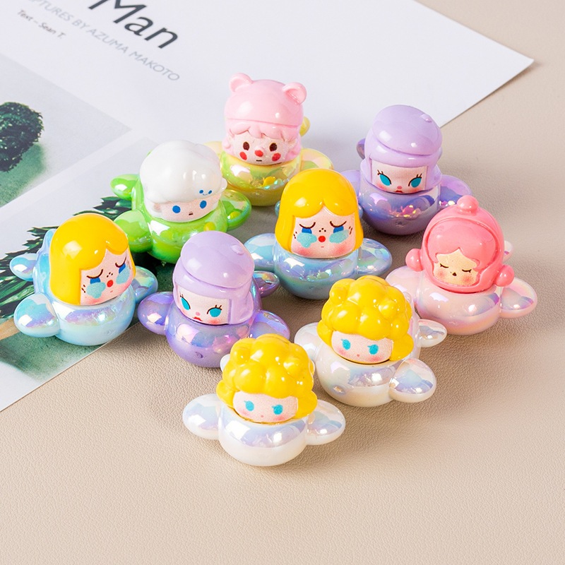 มินิเครื่องบิน Pop Mart เครื่องประดับการ์ตูน SkullPanda Crybaby Dimoo ตุ๊กตา Micro ภูมิทัศน์ภายในรถตกแต่งเดสก์ท็อปที่บ้า