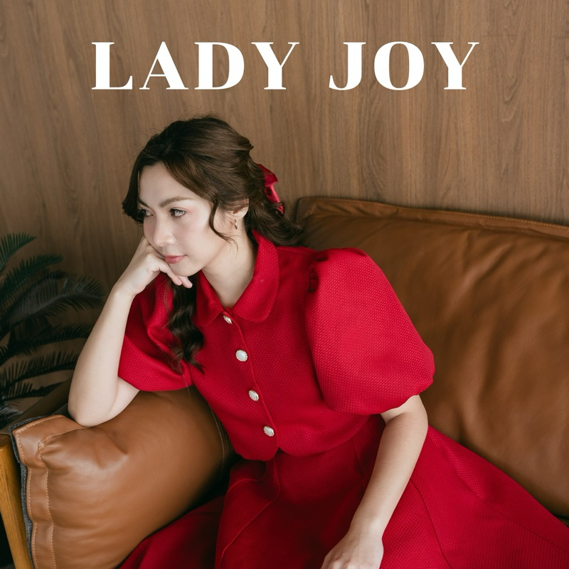 Lady joy crop top เสื้อแขนพองคอบัวแต่งกระดุม มี 6 สี (เฉพาะเสื้อ)