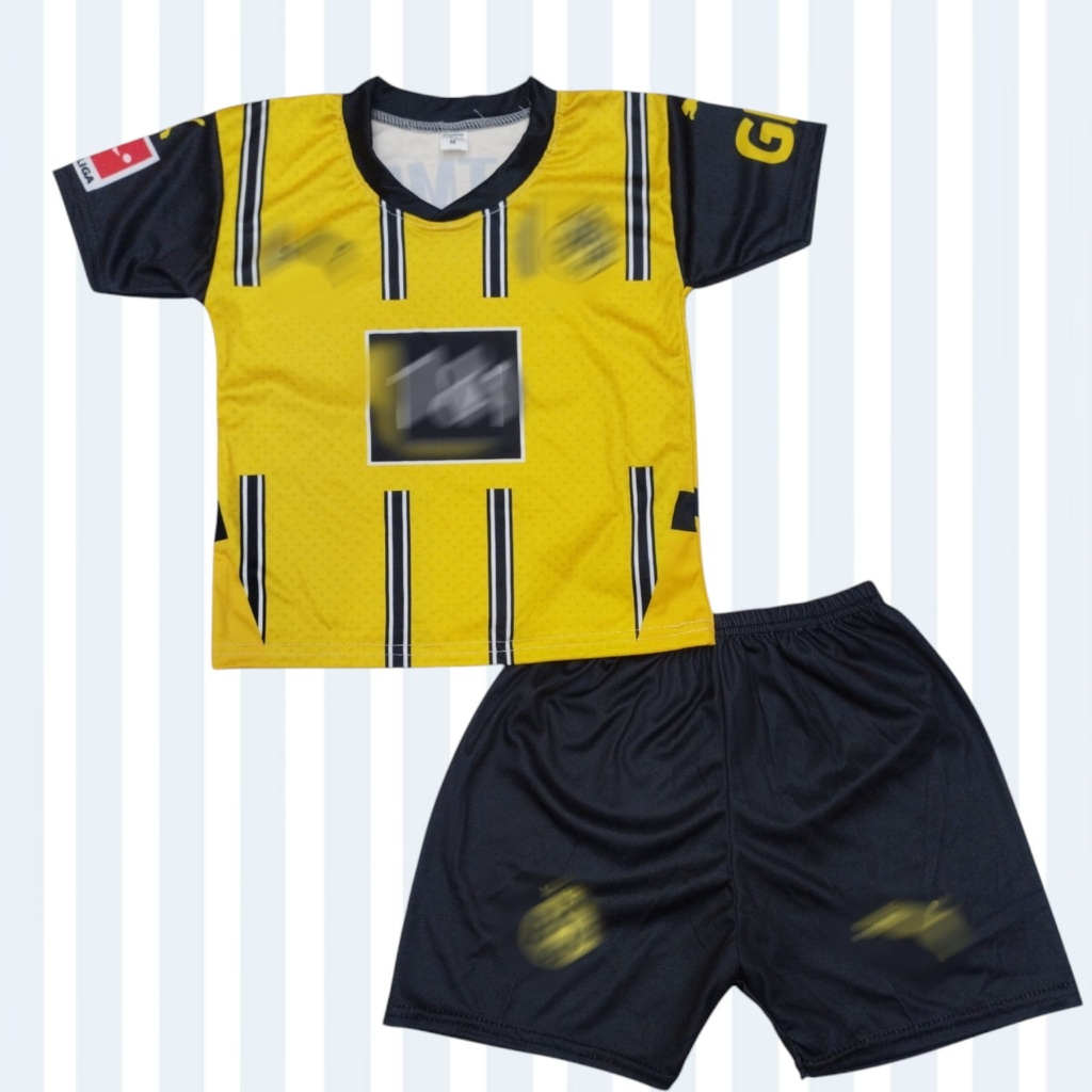 No.2 ชุดกีฬาเด็ก S กับ M ผ้ามันไมโคร S 1-2 ปี 7-12โล ,M 2-4 ปี 12-17โล ชุดบอลเด็ก