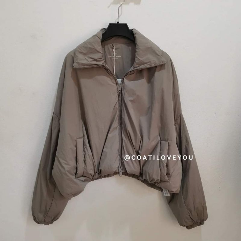 OYSHO​ ULTRALIGHT​ WATER​ REPELLENT​ JACKET​(FELLEX AEROGEL)