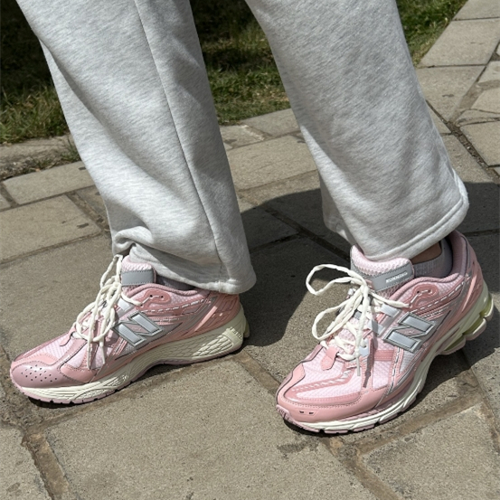 New Balance NB 1906R pink (ของแท้ 100%💯)