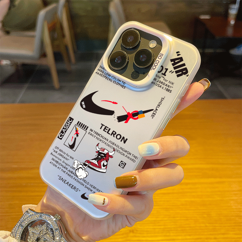 Keroro เคสโทรศัพท์มือถือ iphone 16promax ใหม่ iphone15 ระดับไฮเอนด์ 14pro แบรนด์อินเทรนด์ตะขอเล็ก 13 ง่าย 12 เคสไอโฟน 11