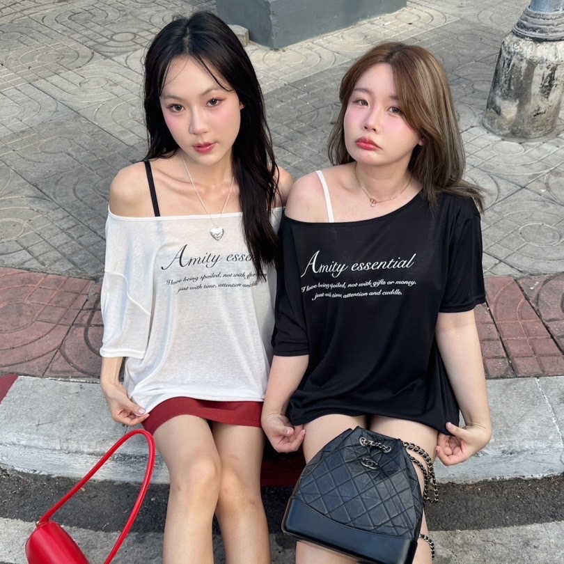 เสื้อยืดซีทรู Amity Essential