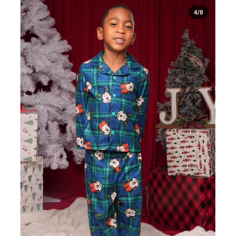 Disney christmas pyjamas ผ้านิ่มๆน่ารักมาก