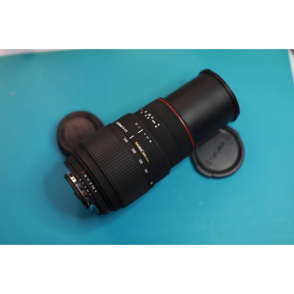 เลนส์ NIKON  ซูม  Sigma  70-300mm F4-5.6  APO DG  Macro ขอบแดง สภาพสวย  มีโหมดมาโคร ถ่ายใกล้ได้