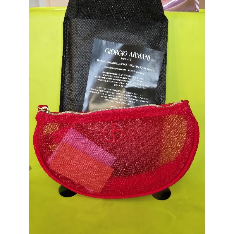 ถูกที่สุด กระเป๋าใส่เครื่องสำอาง armani ราคาพิเศษ 99 บาท