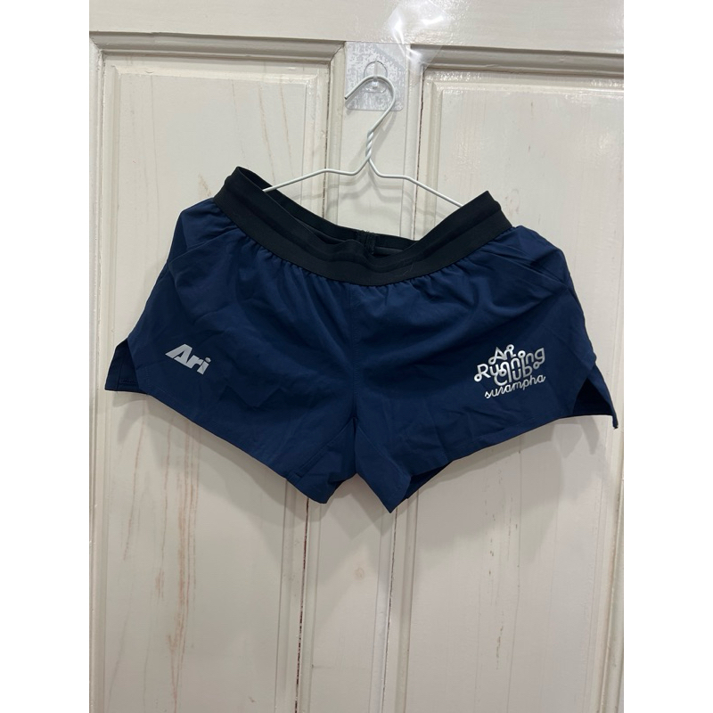 กางเกงวิ่งมือสอง แบรนด์ Ari running size S