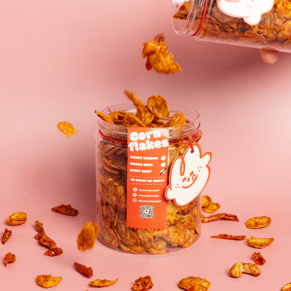 SPICY BABY Cornflakes คอร์นเฟลกส์ พริกทอดงา สำหรับสายแซ่บ เผ็ดมันส์เกินห้ามใจ! by MOM MAKE ME FAT