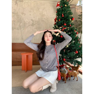 BY IRA (0271)🎀พร้อมส่ง🎀 เสื้อไหมพรมปักโบว์ที่อก แขนยาว กระดุมโบว์น่ารักสุดๆ