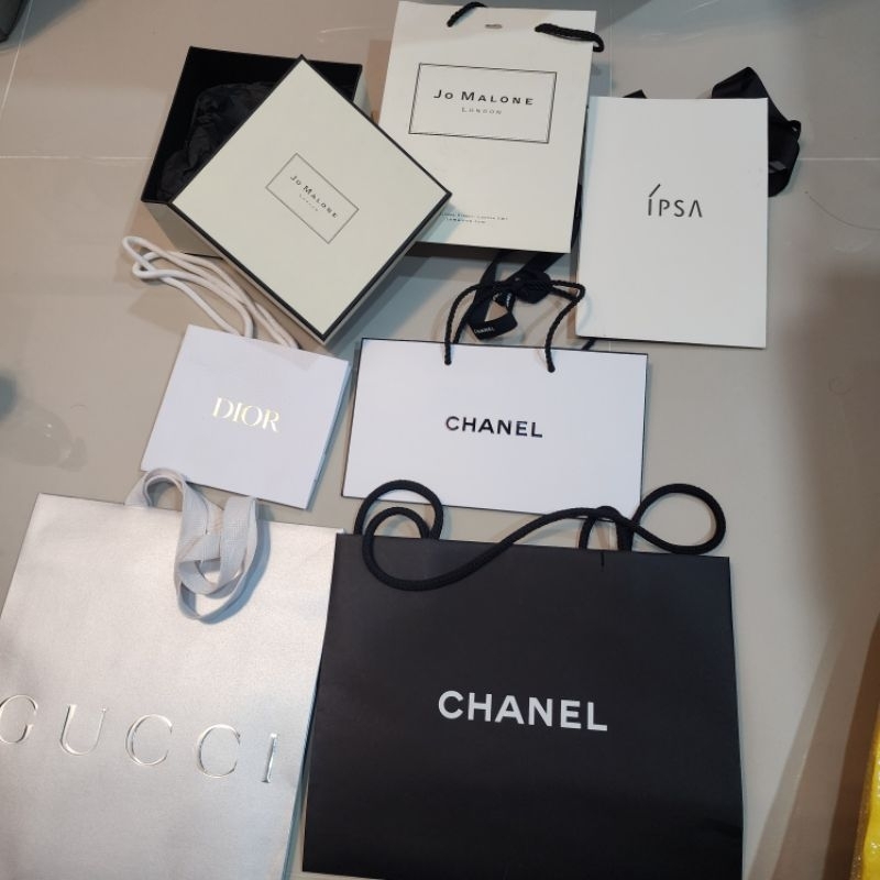 ถุงเปล่าแบรนด์แท้จากชอป สนใจแบรนด์ไหนถามได้จ้า มีมากกว่าในรูปchanel dior gucci jo malone ysl clarins lyn coach  ipsa etc