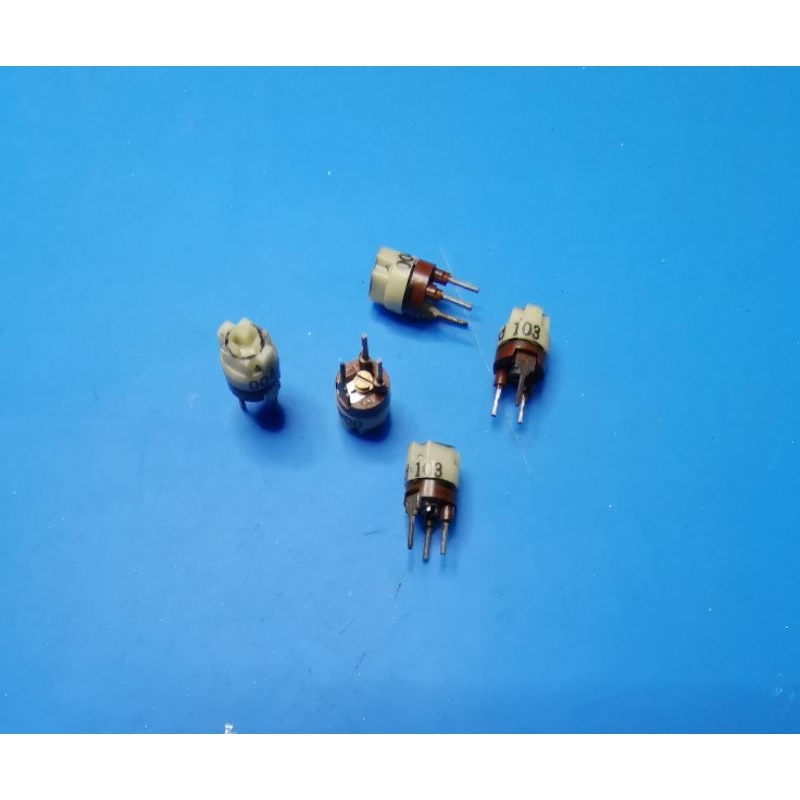 5pcs ตัวต้านทานปรับค่า VR 10Kohm (103)