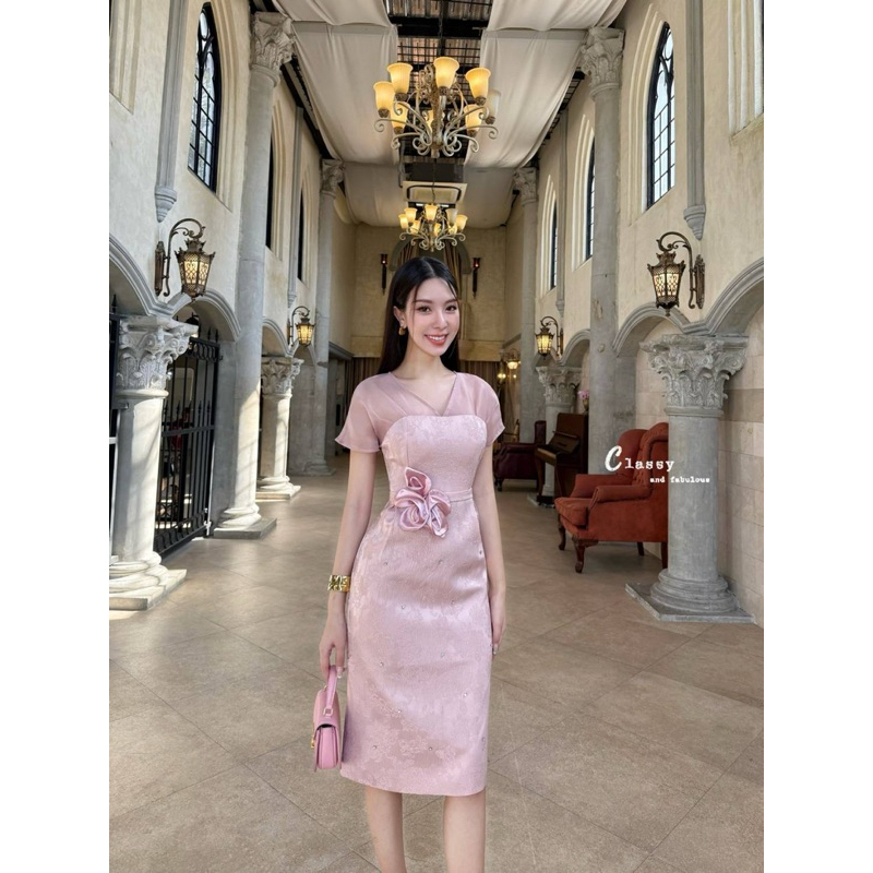 M12 งานป้าย Classy Dress ชุดเดรสแขนสั้นแต่งดอกไม้ สำหรับผู้หญิง เสื้อผ้าแฟชั่นผู้หญิง ไซส์ S-XL
