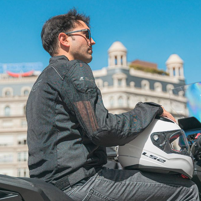 เสื้อการ์ดสำหรับขับขี่รถมอเตอร์ไซค์ LS2 AIRY EVO MAN JACKET ของแท้