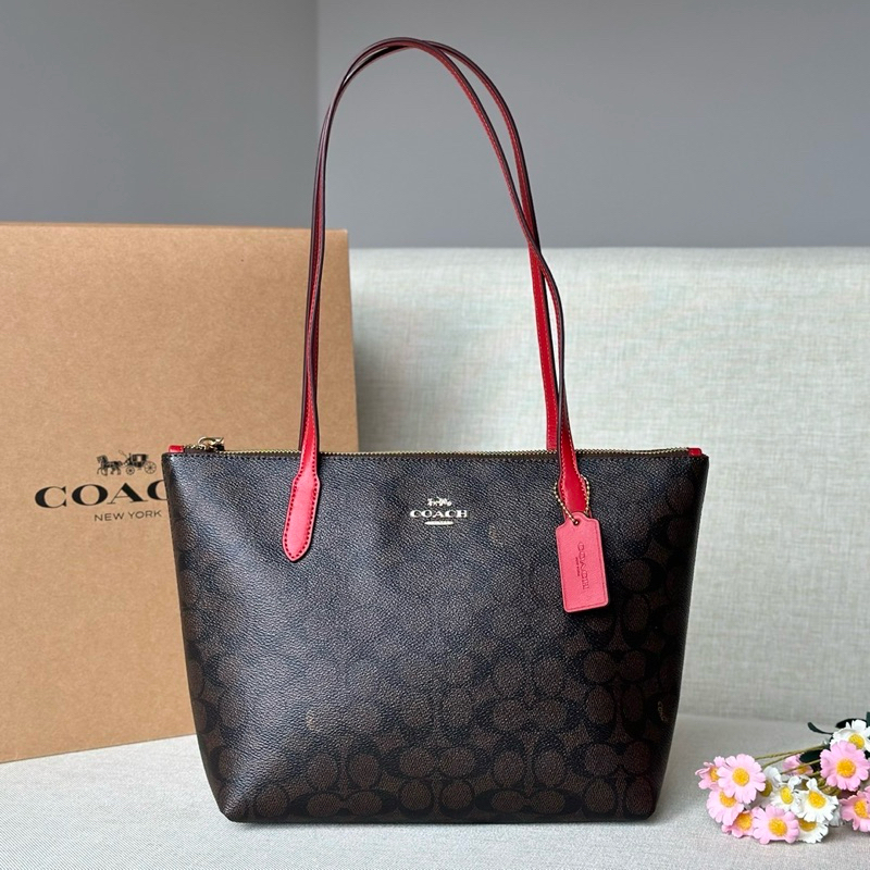 Coach Fiona Zip Tote รุ่นใหม่ พร้อมส่ง✨✨