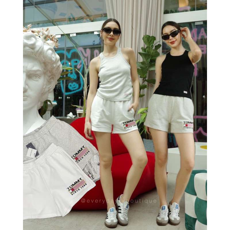 TM short pant (290฿) กางเกงขาสั้น ขอบเอวยางยืด ดีเทลปักโลโก้แบรนด์ดัง รุ่นนี้ทรงสวย งานชนช็อปเลยค่า valen
