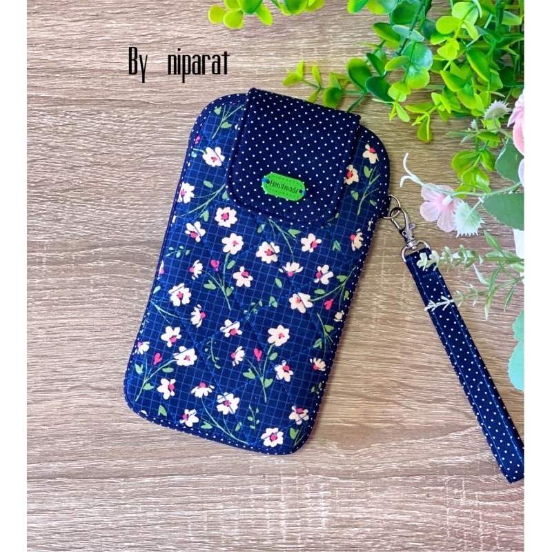 #กระเป๋ามือถือ​ #IPhone​16Promax​ แบบคล้องมือ กระเป๋าสำหรับใส่มือถือ​ ใส่บัตร​ ใส่แบ้งค์​ ใส่เหรียญได้