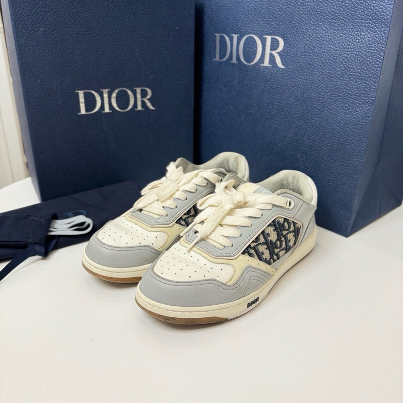 Very good con ‼️ Dior b27 low-top sneaker size 39 ปี2023 สภาพสวยค่า ใช้งานทั่วไป