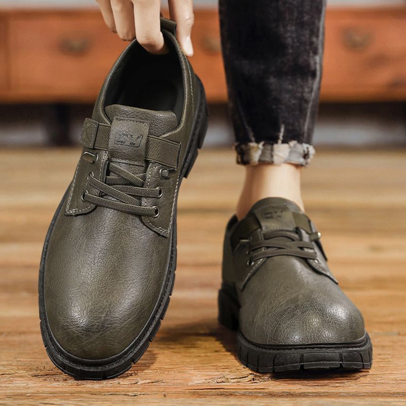 Tnicoo  นิวคอลเลคชั่นเข้าใหม่ รองเท้าแฟชั่นลำลองผู้ชาย งานสไตล์ Derby Shoes ให้ลุคดูภาพทางมีความเป็นทางการ สามารถใส่ออ