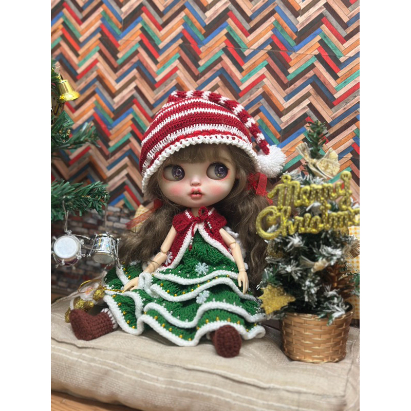 ชุดตุ๊กตาบลายธ์ ได้ 4 ชิ้น โปรดระบุ size เช่น OB22,OB24