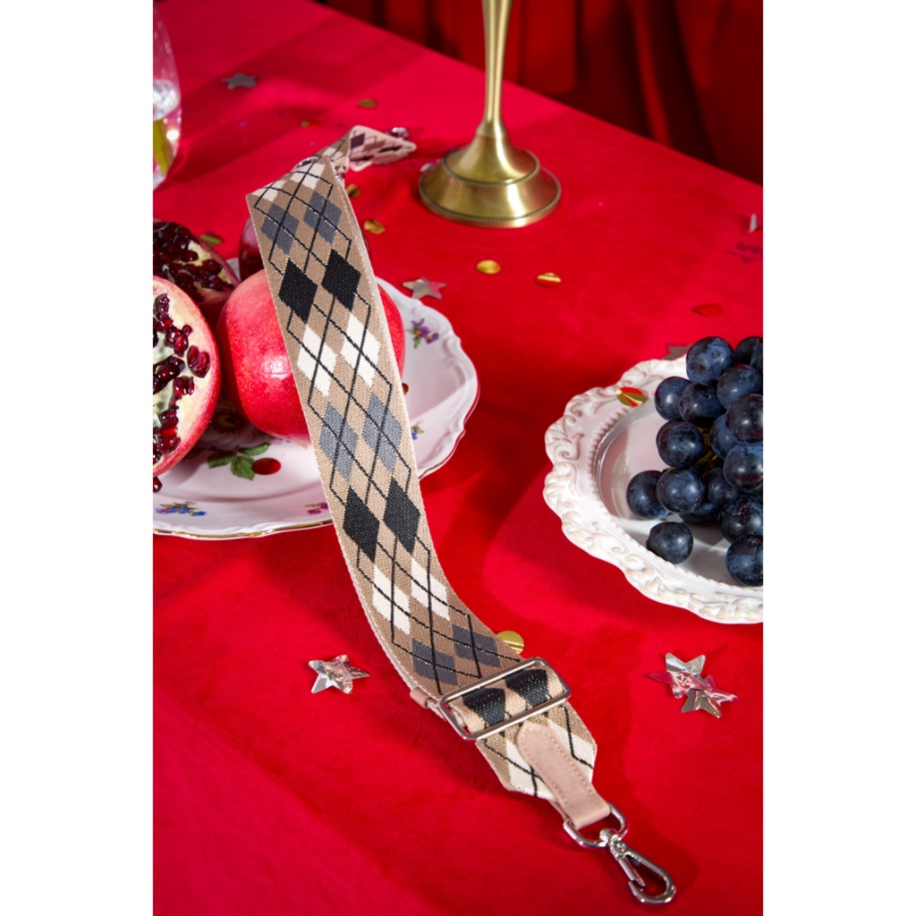 Festive Strap | My Very Own Way