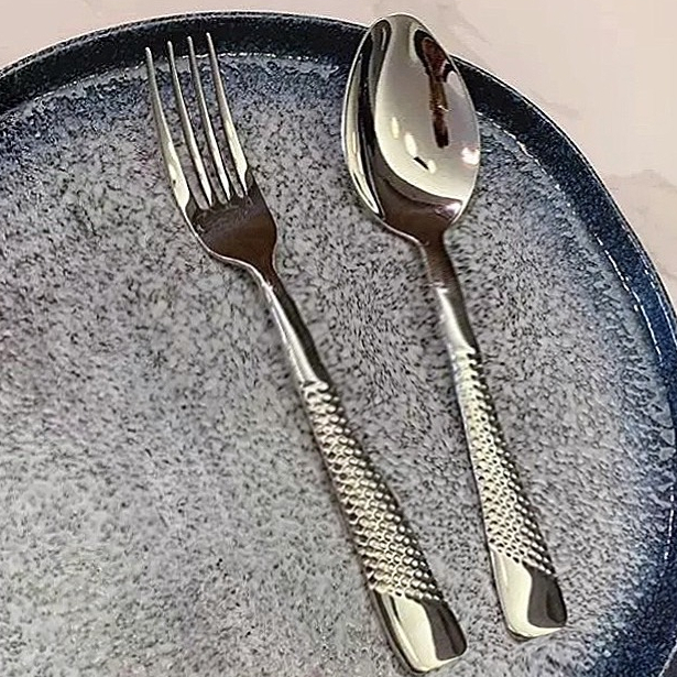 ช้อนส้อม เงิน สแตนเลส หนาพิเศษ เงาพิเศษ  เกรดพรีเมี่ยม ช้อน หนา2มิล 211141 olbighome