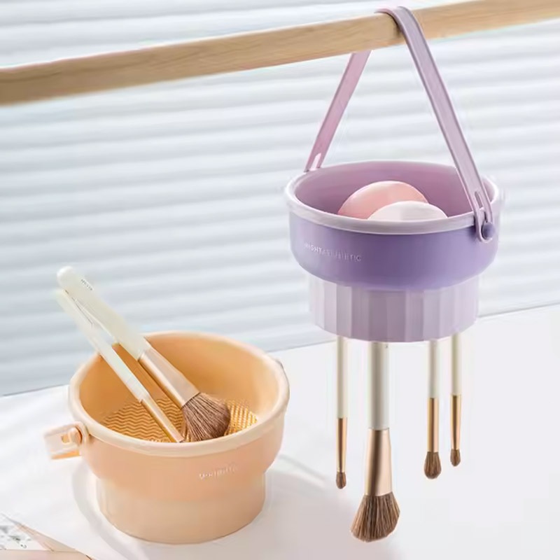 ที่ล้างแปรงแต่งหน้า น้ำยาล้างแปรง 3 in 1 วัสดุซิลิโคน แบบพกพา ตากได้