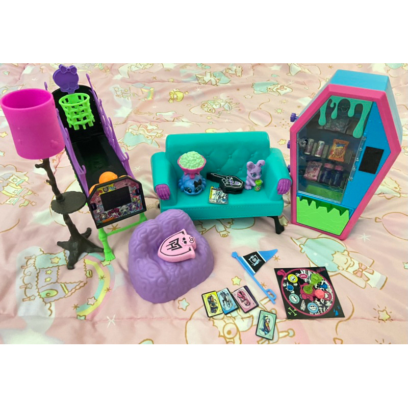 เซคห้อง monster high G3 มอนส์เตอร์ ฮาย ของแท้ อุปกรณ์ครบ มือสองสภาพมือหนึ่ง