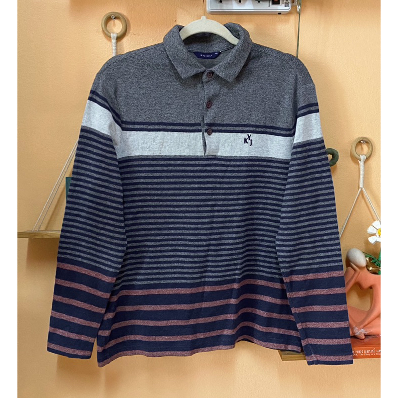 ส่งต่อ เสื้อสเวตเชิ้ตไหมพรม นุ่ม ไม่คัน คอปก แบรนด์ KYJ GOLF ไม่หนาไม่บาง สีเทาเข้ม ลายทางกรมท่า แขน