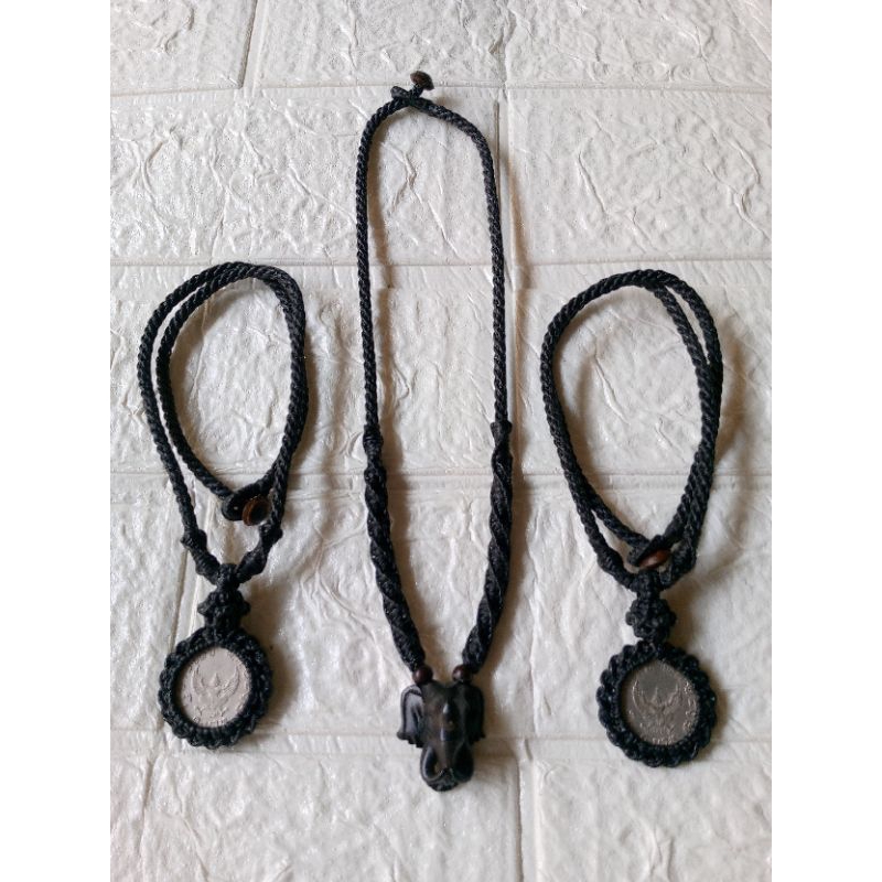 สร้อยคอเหรียญบาทพญาครุฑ2517