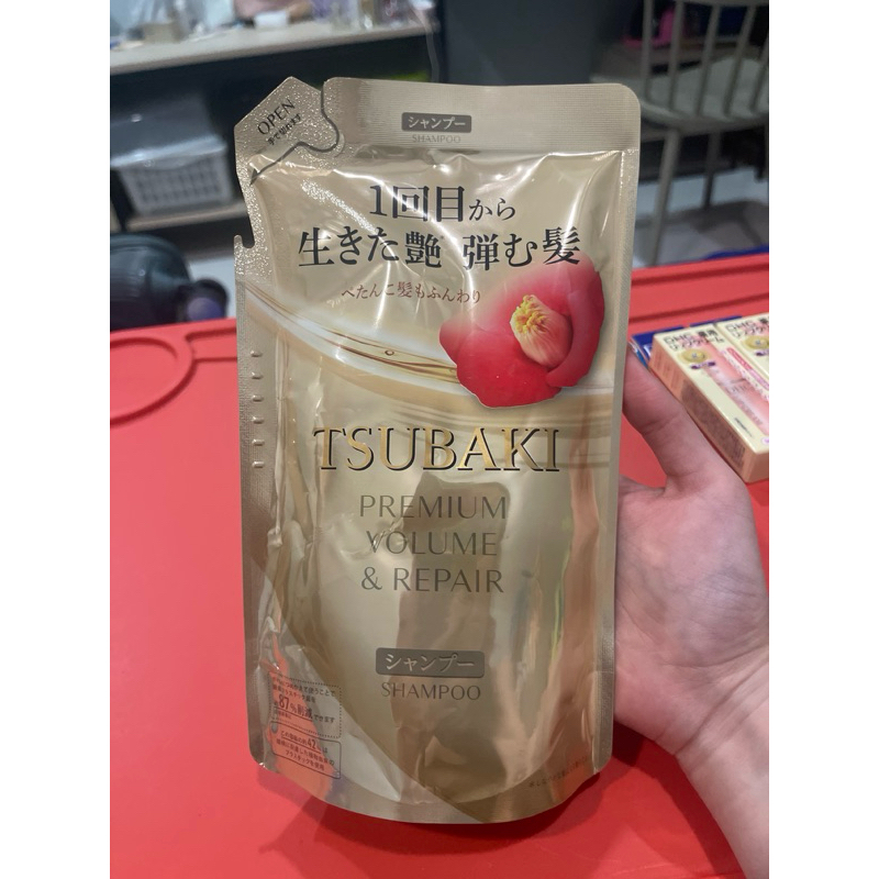 Tsubaki premium volume &repair shampoo