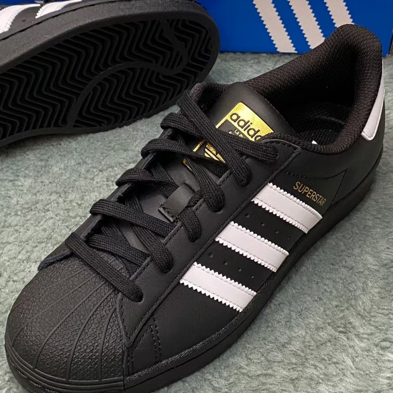 Adidas Originals SUPERSTAR รองเท้าผ้าใบหุ้มข้อต่ำสำหรับผู้ชายและรองเท้าลำลองสำหรับผู้หญิง กันลื่น ดูดซับแรงกระแทก