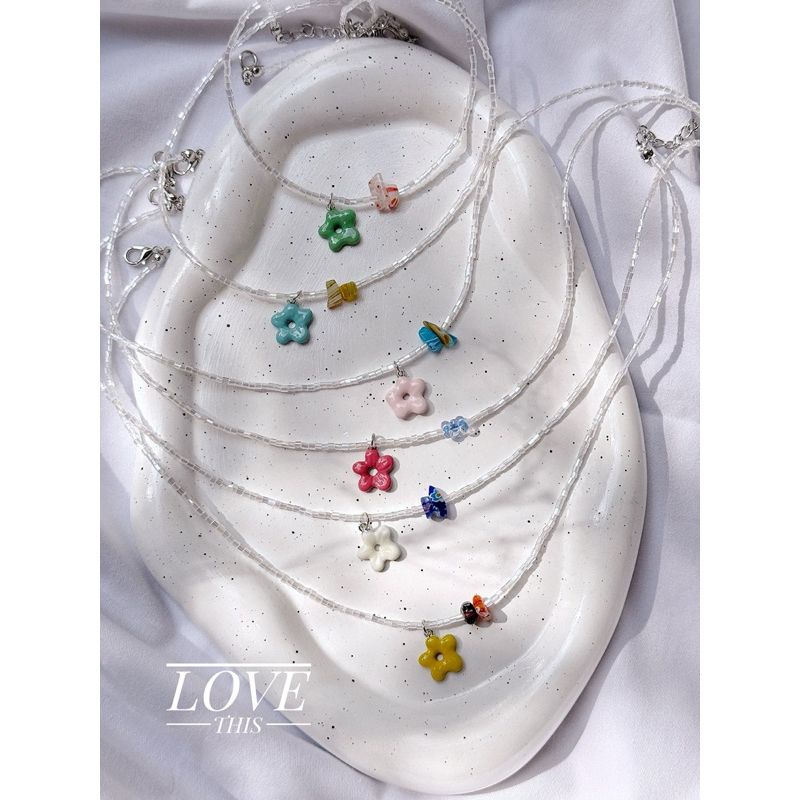 สร้อยคอ handmade มินิมอล ลูกปัด จี้ดอกไม้ หลากหลายสี น่ารักคิ้วท์ๆ