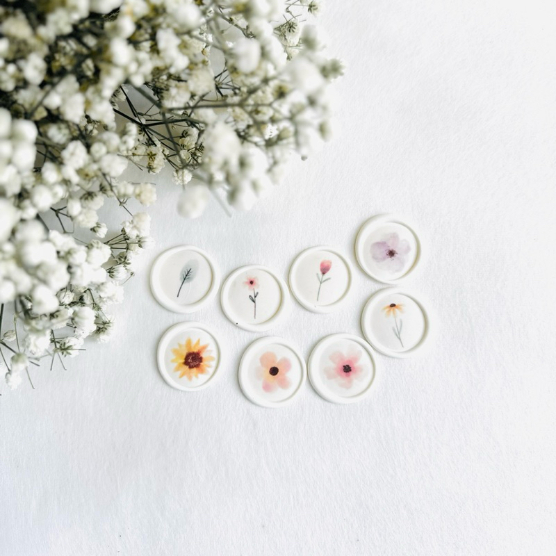 𝓁𝒾𝓁𝒾 ☆ เซต 4 ชิ้น : ตราประทับครั่งสำเร็จรูปพร้อมใช้ • Flora • ภาพดอกไม้บนตราประทับครั่งสีขาว  ขี้ผึ้ง Waxseal