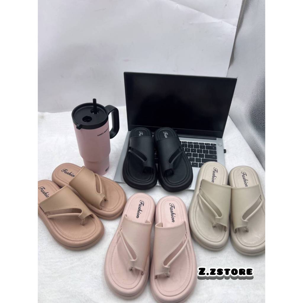 พร้อมส่งจากไทย 【2389】รองเท้าแตะแบบสวมแต่งหนีบสีพื้นดูคลีนเกิร์ลมากๆ พื้นนิ่มใส่ง่ายวันสบายๆเอาอยู่