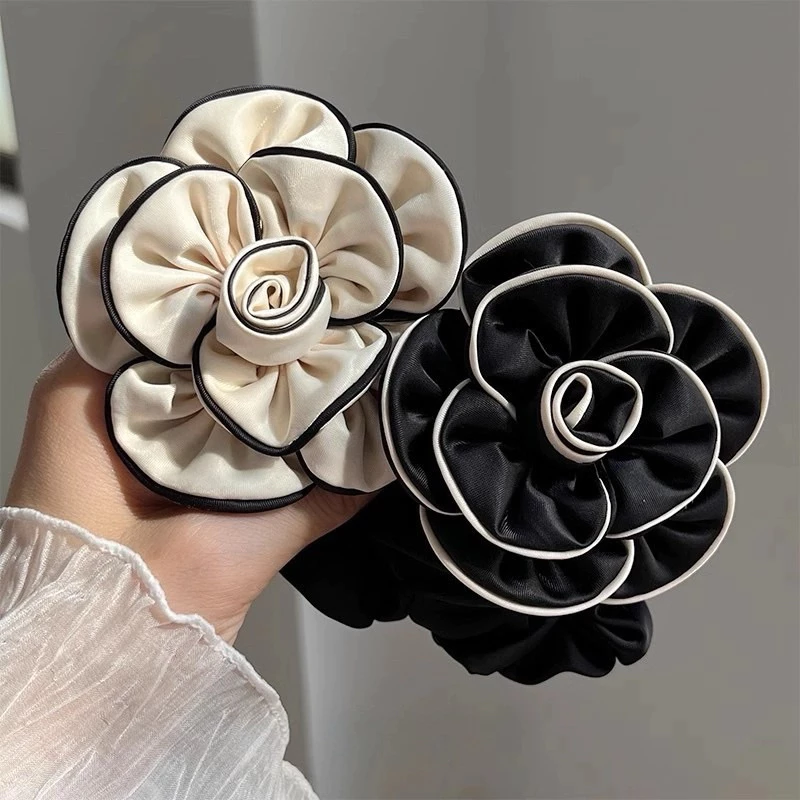 ยางรัดผมดอกไม้ Mono Flower Band สวยเรียบคลาสสิค ยางมัดผม