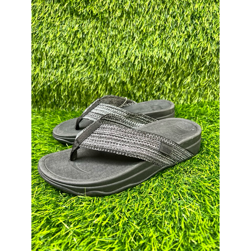 Fitflop ลายเส้น รองเท้าหูหนีบ ใส่ได้ทั้งชายและหญิง Size36-44 พื้นนุ่มใส่สบาย ทนทาน ถ่ายจากสินค้าจริง ตรงปก100%