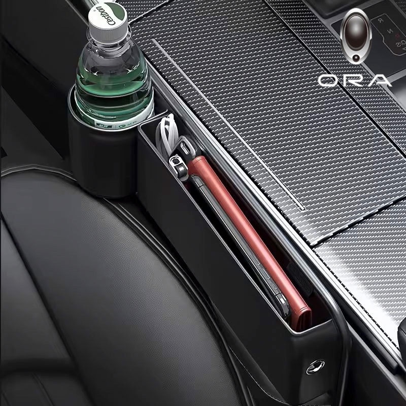 ORA 07 GOOD CAT GT กล่องจัดเก็บของสำหรับช่องว่างระหว่างเบาะรถยนต์ พร้อมที่วางแก้วน้ำ
