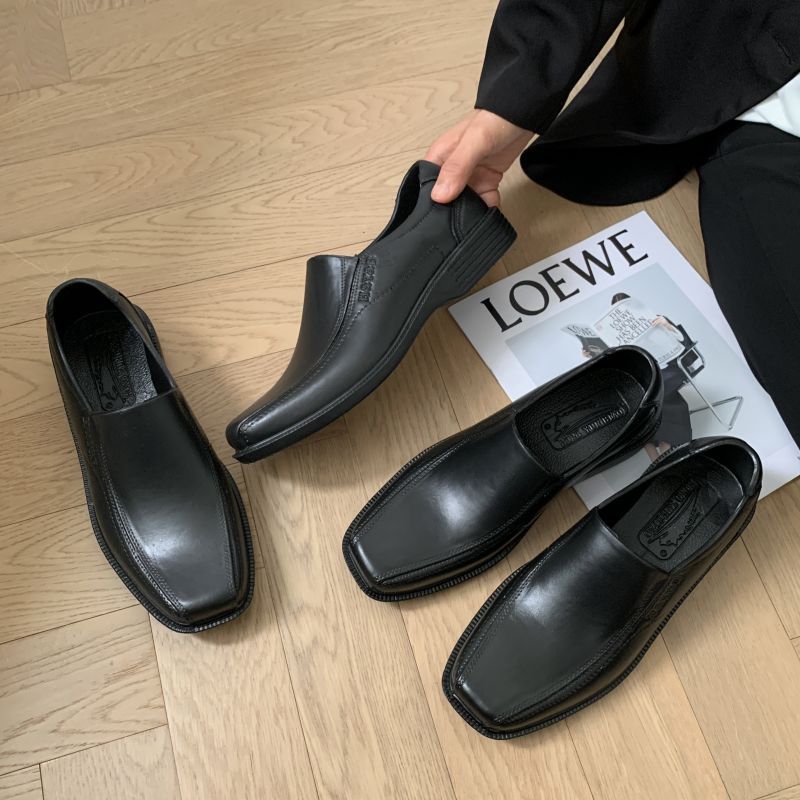 Lateye พร้อมส่งจากไทย รองเท้าเเฟชั่นผู้ชาย ใส่ไปเรียนก็เหมาะเเมทช์ชุดได้ง่าย เบทสีพื้นๆ ที่สําคัญรุ่นนี้ราคาถูกมากๆเลยน้