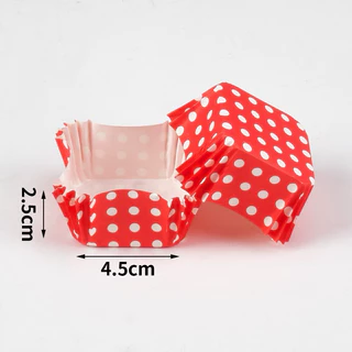 กระทงบราวนี่สี่เหลี่ยม230ถึง250ใบ/แถว 4.5*4.5cm.