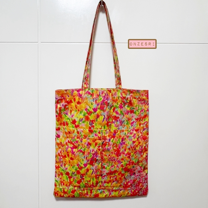 กระเป๋า Tote Bag ลาย Orange Garden สีส้ม จากร้าน give.me.museums * มือสอง สภาพดี