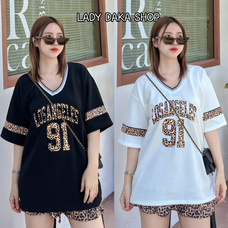 เสื้อแขนสั้นโอเวอร์ไซส์ แฟชั่นแต่งลายเสือคอวี ขนาดฟรีไซส์อก44  ผู้หญิง  Sport