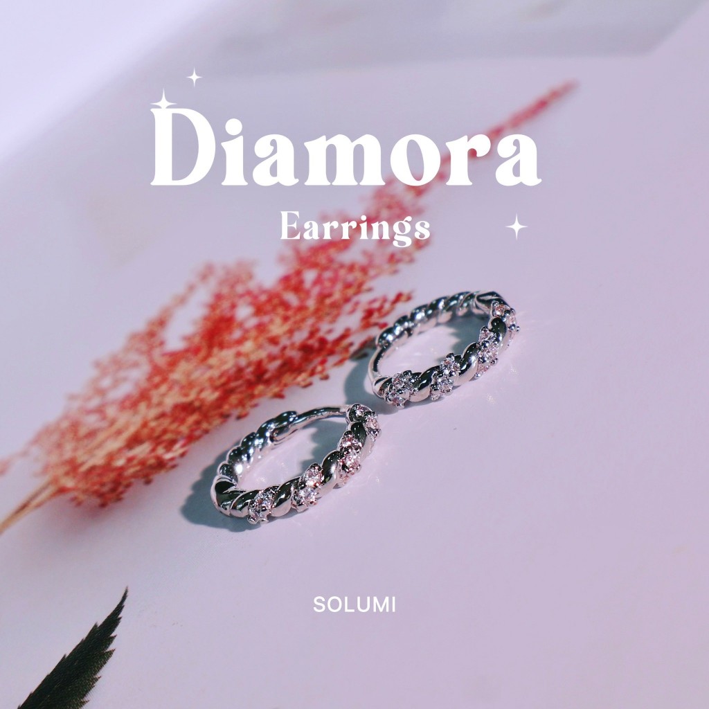 ต่างหูห่วงประดับเพชร SOLUMI Diamora Earrings ต่างหู Nickel free