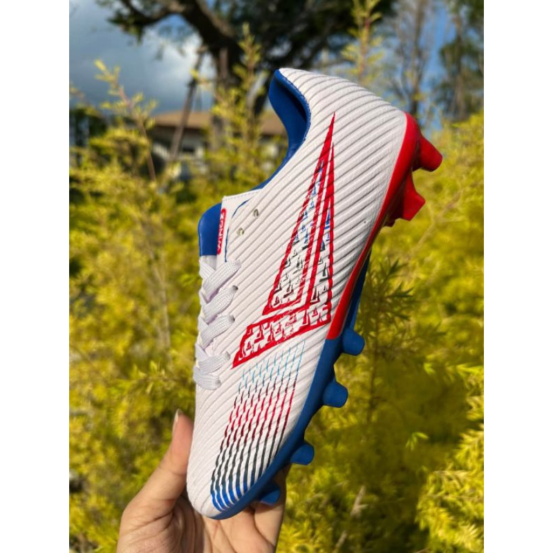รองเท้าสตั๊ด wingz wz1010 สีขาวแดง ไซส์ 33-45