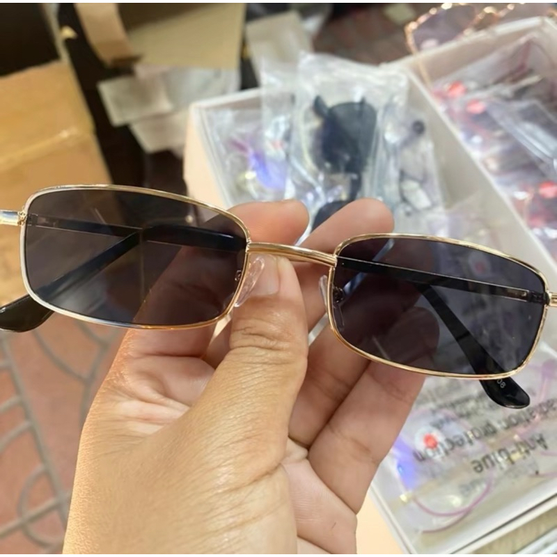 แว่นกันแดด สไตล์วินเทจ สุดฮิต  กัน UV400 สามารถนำกรอบเปลี่ยนเลนส์สายตาได้
