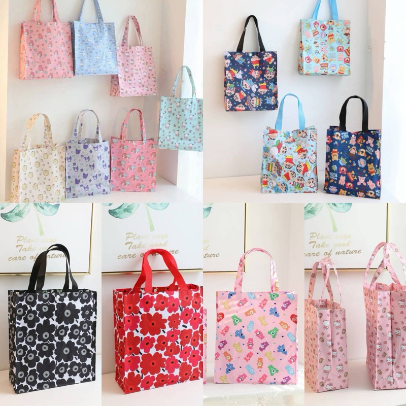 กระเป๋าผ้า ถุงผ้า กระเป๋าใส่กล่องข้าว Sanrio กันน้ำ มีฐานกระเป๋าให้