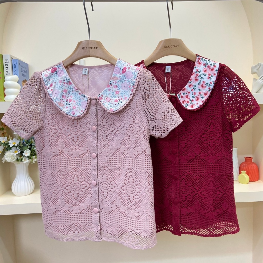E143/E691 เสื้อลูกไม้เนื้อนิ่มสีชมพู/สีแดง ปกดอกไม้ กระดุมหน้า ป้ายร้านGlucoat