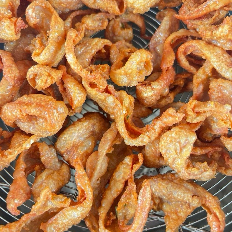หนังไก่ทอดยายกะลอ 500 กรัมรสชาติกลมกล่อม￼