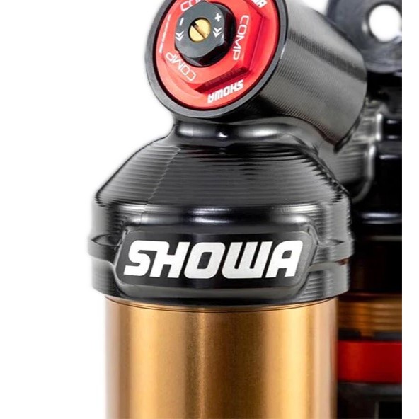 sticker สติกเกอร์ ลาย Showa สติกเกอร์ตกแต่ง สติกเกอร์ติดรถ 1ชุดมี2ชิ้น