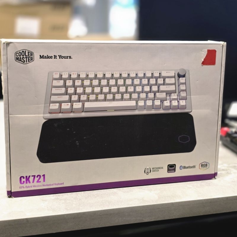 (มือสอง) K/B cooler master CK721  Red Switch  เชื่อมได้3โหมด